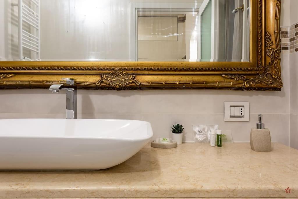 Arena-Center Luxury Apartment Vérone Extérieur photo